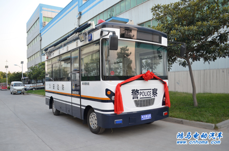 遼寧大連邊防支隊(duì)鴻馬移動警務(wù)室發(fā)車——全力推進(jìn)平安建設(shè)