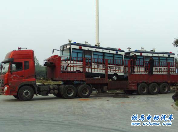 麗江古城流動(dòng)警務(wù)室